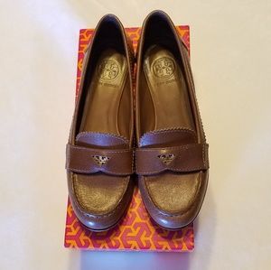 Tory Burch Pennie Loafer 7 Brown